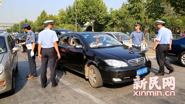 最新黑车现象深度剖析