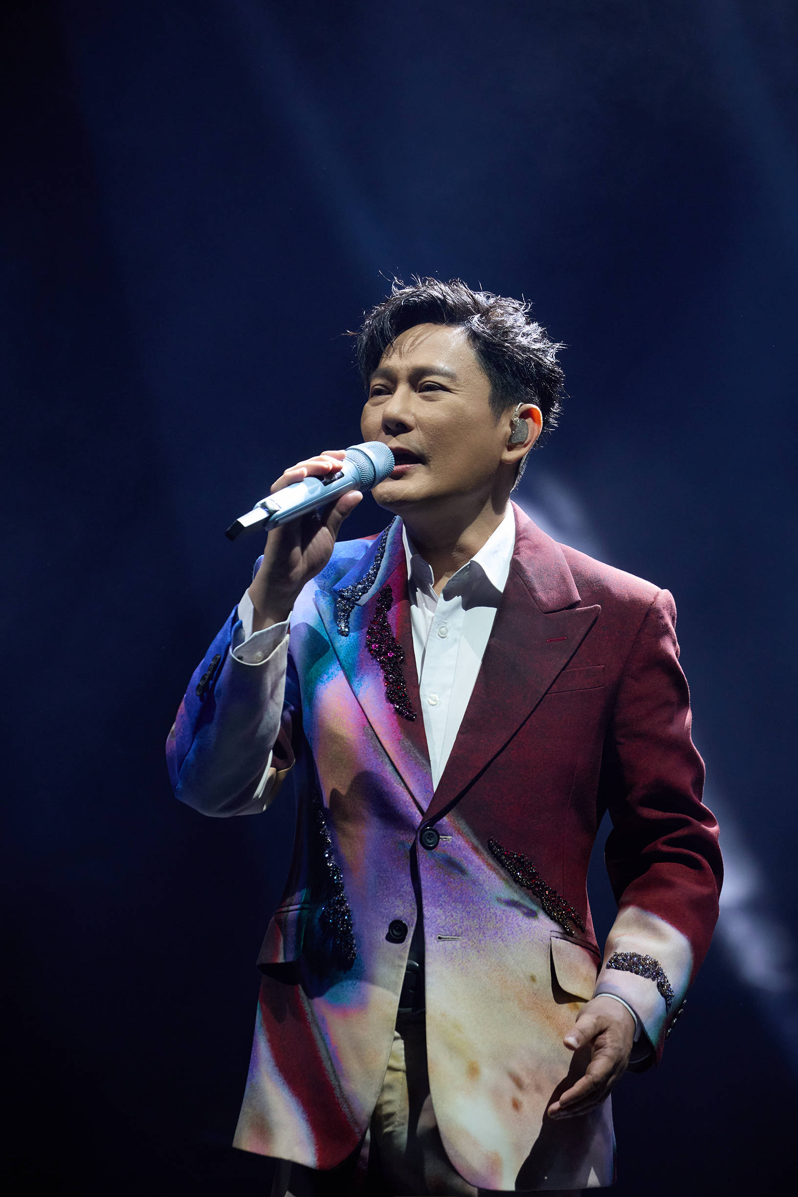 张信哲音乐之旅开启新篇章，最新歌曲抢鲜听